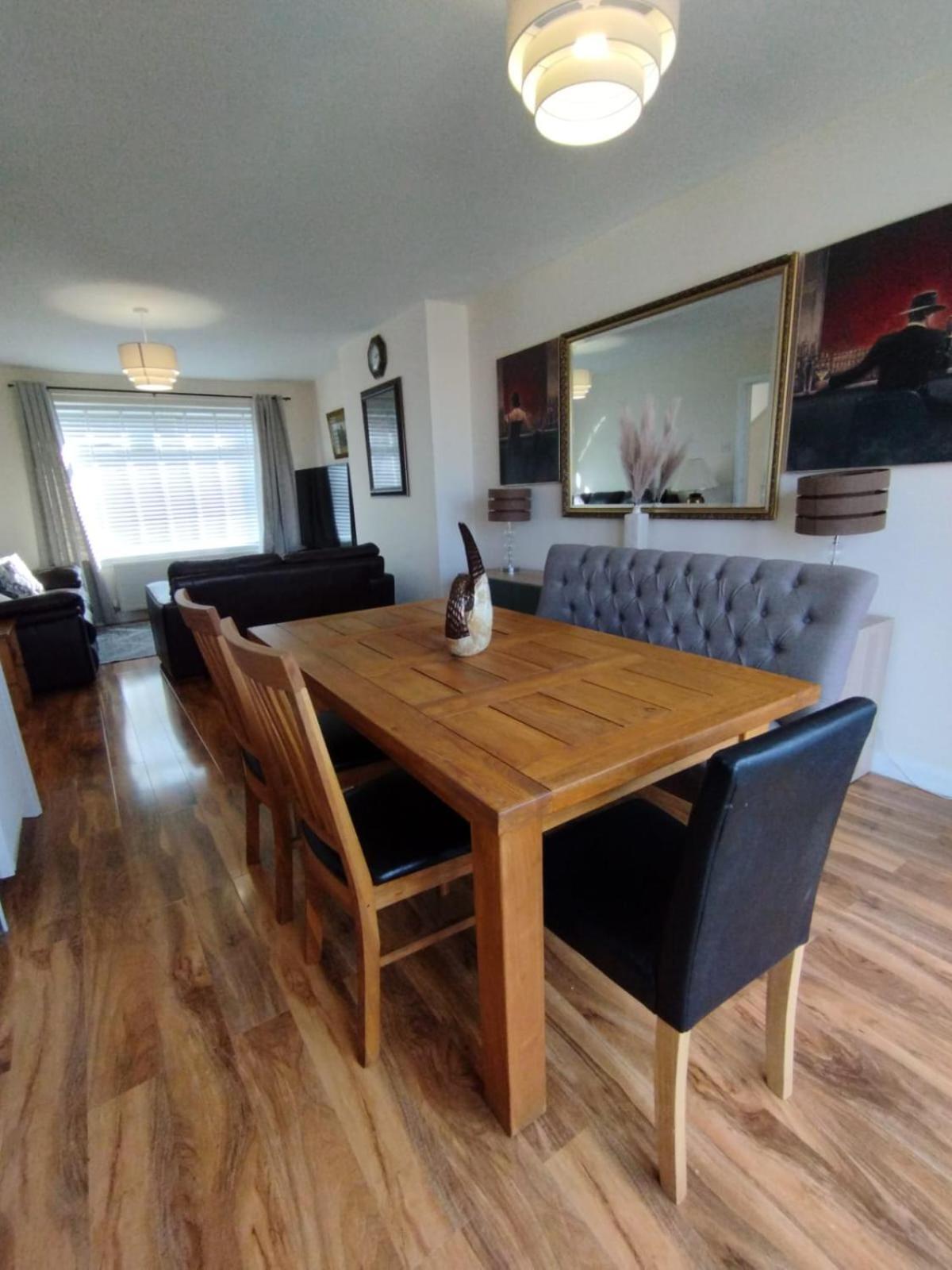 Edinburgh Villa 3 Bed Rooms House In Edinburgh - Private Parking Экстерьер фото
